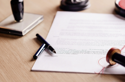 Vəsiyyətnamə yoxdursa, miras əmlak ögey övlada keçə bilməz - MÜHÜM QƏRAR