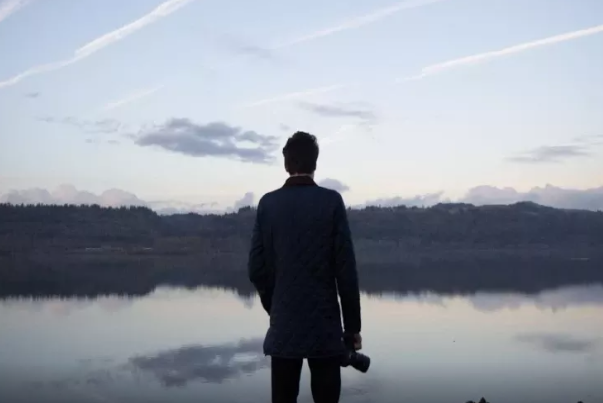 Uşaqlıqdan müstəqilliyə öyrədilən insanların hansı xarakter çatışmazlığı var?