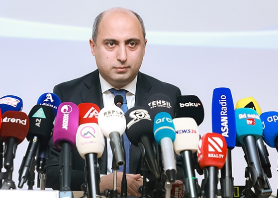 Nazir 8 Mart hədiyyələrindən danışdı