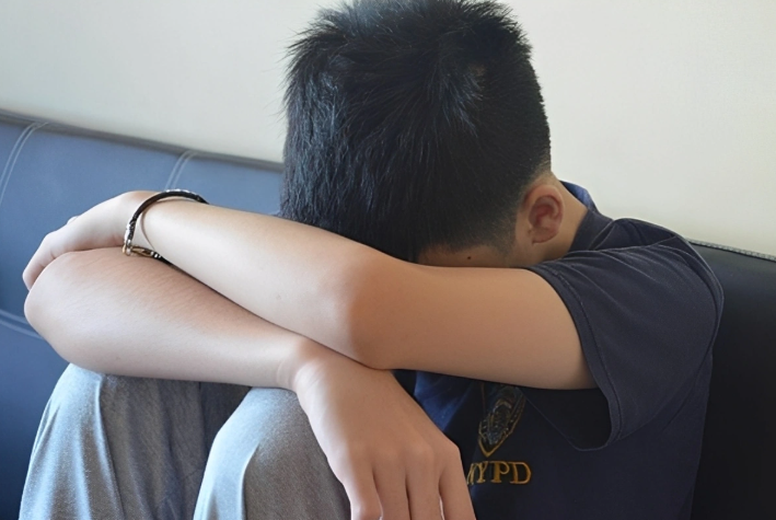 Bakıda 12 yaşlı oğlan amansızlıqla döyüldü