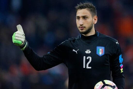 İlin qapıçısı seçildi - FOTO