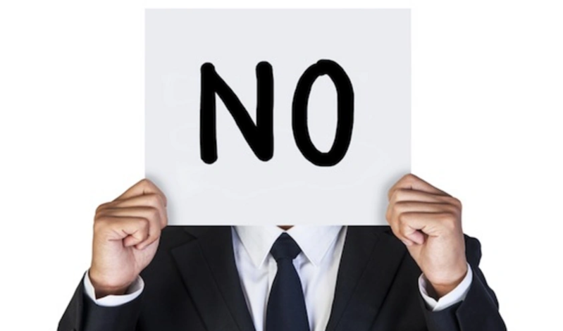 Küçədə çəkilən görüntülərin sosial şəbəkədə paylaşılması şəxsi həyatın toxunulmazlığını pozurmu? - AÇIQLAMA