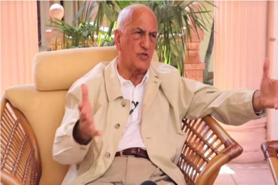 Əli İnsanov Milli Məclisdə çıxış etdi