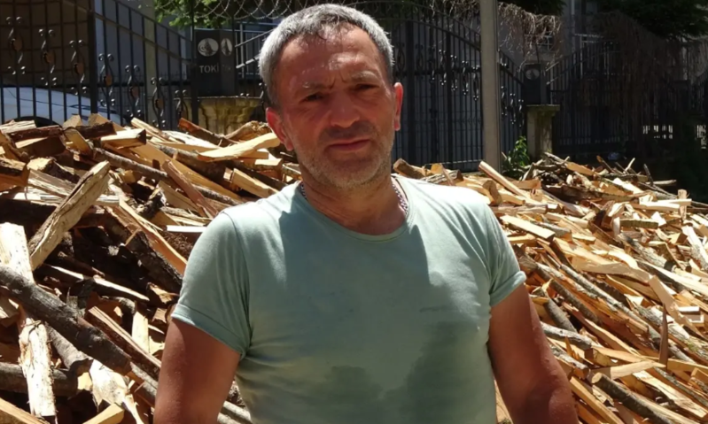 Odun doğrayaraq ayda 80 min qazanan kişinin açıqlamaları gündəm oldu