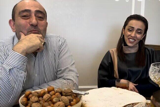 Ofelya komandir əri ilə "duet" oxudu - VİDEO