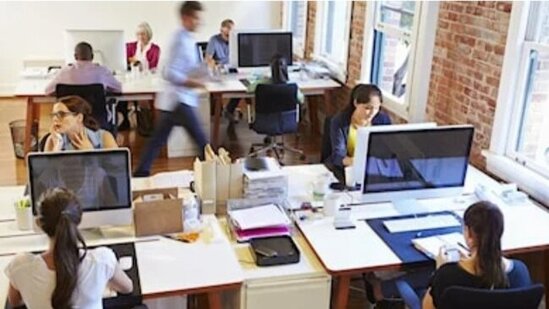 Ofis işçilərinə XƏBƏRDARLIQ: Əgər 8 saat oturursunuzsa...