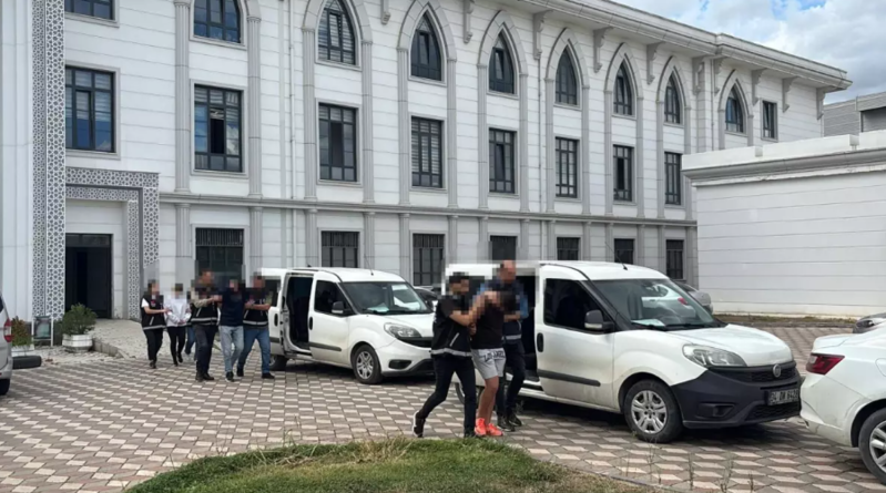 Gənc oğlan qız davası üstündə qətlə yetirildi: 2 nəfər həbs olundu