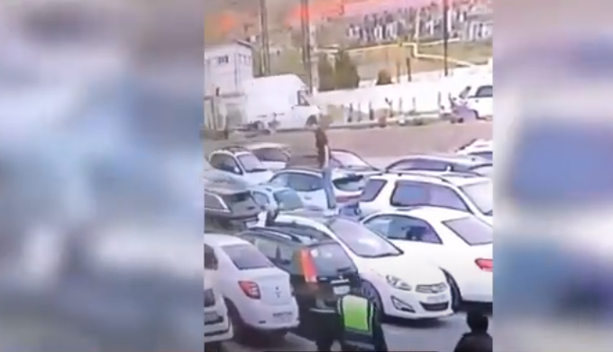 23 yaşlı oğlan 10-a yaxın avtomobilə zərər verdi: Sığorta şirkətləri dəyən zərəri ödəyir, amma...