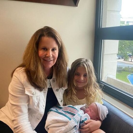 Məşhur serialın aktyoru dördüncü dəfə ata oldu - FOTO