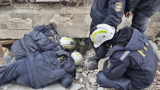 Özbəkistandan olan axtarış-xilasetmə qrupları Hatayda 9 nəfəri xilas edib