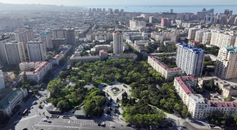 İlham Əliyev Nərimanov parkının açılışında iştirak edib