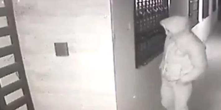 Uşaqların məktəbə getdiyi saatda küçədə nalayiq hərəkətlər etdi