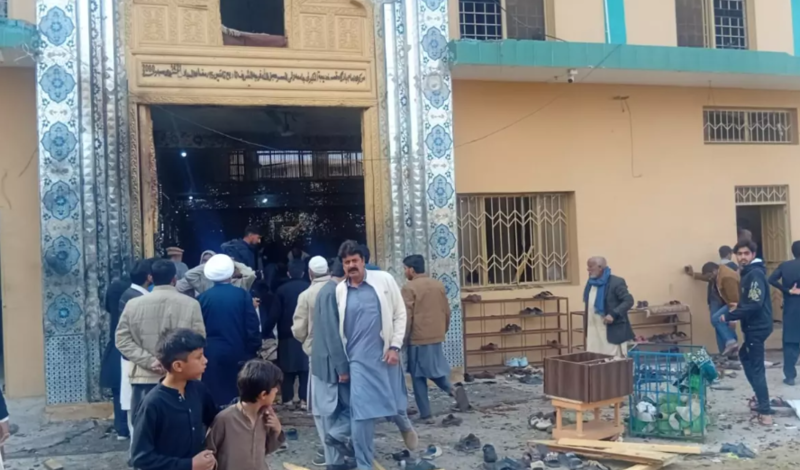 Pakistanda məsciddə partlayış: 31 nəfər ölüb, 169 nəfər yaralanıb - VİDEO