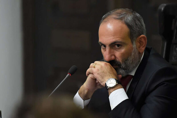 Paşinyanla bağlı yayılan 1 aprel "zarafat"ı: Öz liderini lağa qoyan ermənilər