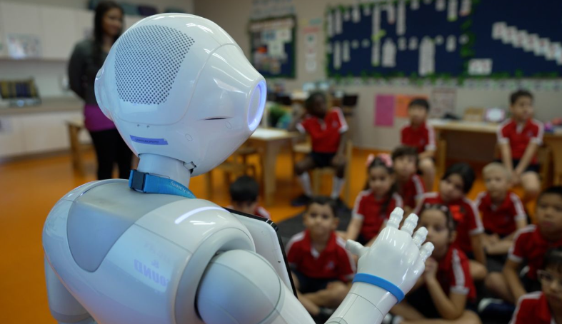 Robotlar müəllimləri əvəz etsə, nəticə nə olar? - AÇIQLAMA