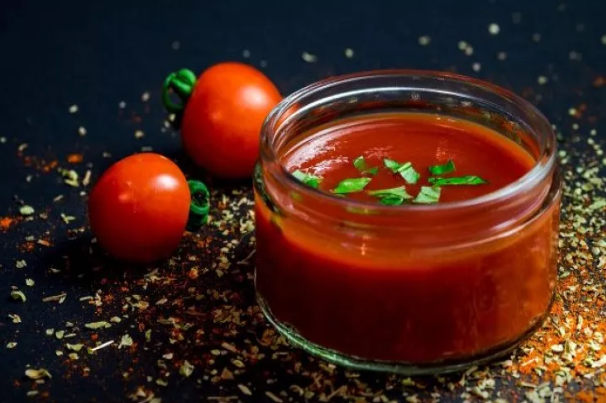 Pomidor pastasının kiflənməməsi üçün sadə üsul