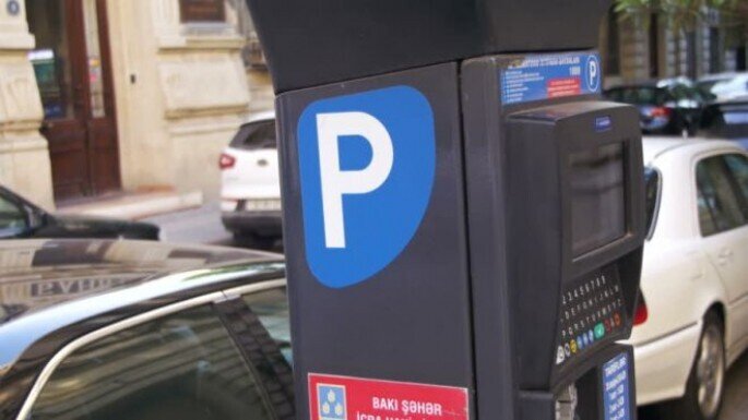 Valideynlər üçün ayrılan parkinq "Azparking"in nəzarətinə keçdi: 200 nömrəli məktəb önündə narazılıq var - ŞİKAYƏT
