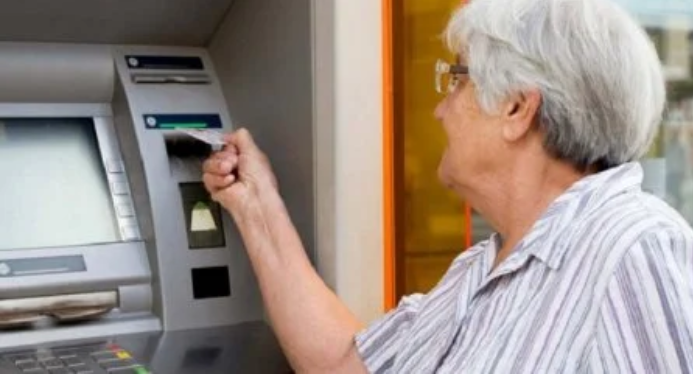 Çoxuşaqlı analar daha tez pensiyaya çıxa bilərmi? - AÇIQLAMA