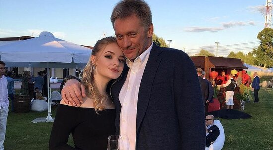 "Bu, ağılsızlıq və cadugər ovudur" – Peskovun qızı sanksiyalardan şikayətləndi