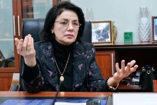 Firəngiz Əlizadə: "20-ci əsrin musiqiləri konsert zallarımıza hələ gəlib çıxmayıb"