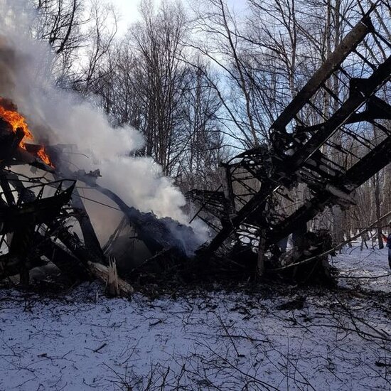 Təyyarə qəzaya uğrayıb: Ölənlər var - FOTO/VİDEO