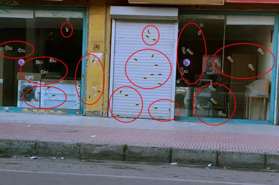 Qan davasına görə mağazaya 57 dəfə atəş açdılar.