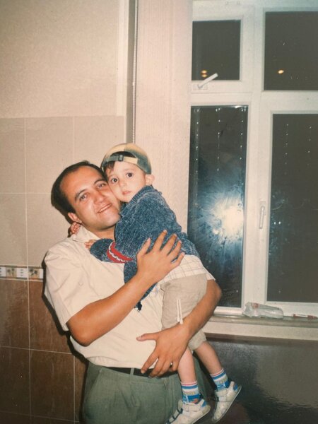 İsti kabinetini soyuq səngərə dəyişən şəhidimiz oğlu danışdı