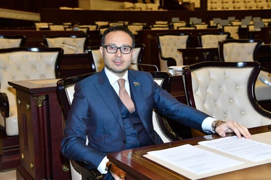 Milli satqınların növbəti "erməni sevgisi" - Ramil Həsən