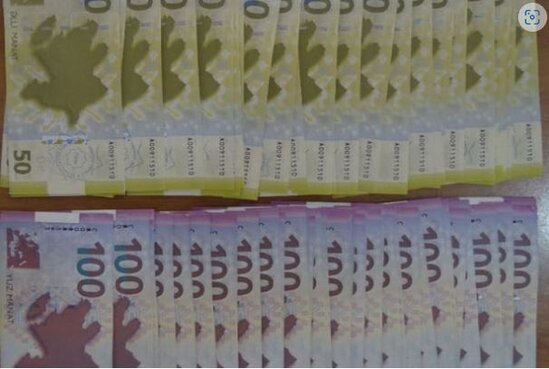 Bərdədə saxlanılan şəxslərdən narkotik, silah və saxta pul götürülüb - FOTO