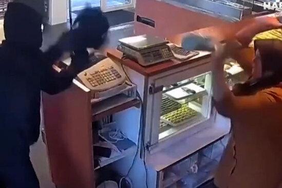 Qadının oğrunu döyməsi gündəm oldu – ANBAAN VİDEO