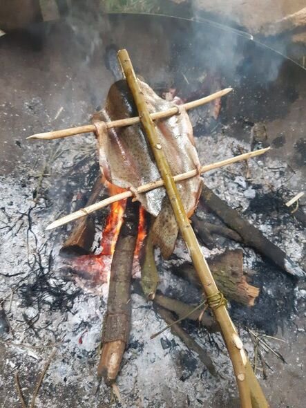 Yolda ölmüş heyvanların əti ilə qidalanan "mağara qadını" hər kəsi təəccübləndirdi - FOTO