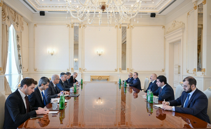 İlham Əliyev İsrailin xarici işlər nazirini qəbul edib