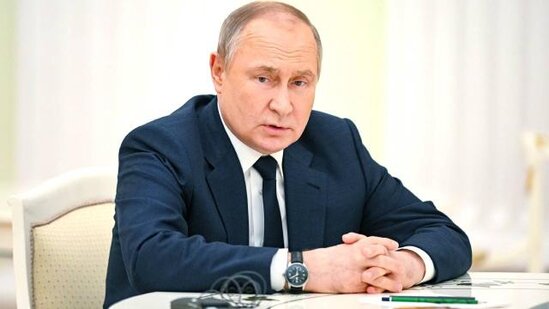 "Qərb ölkələrinin səhvi qlobal inflyasiyaya səbəb oldu" - Putin