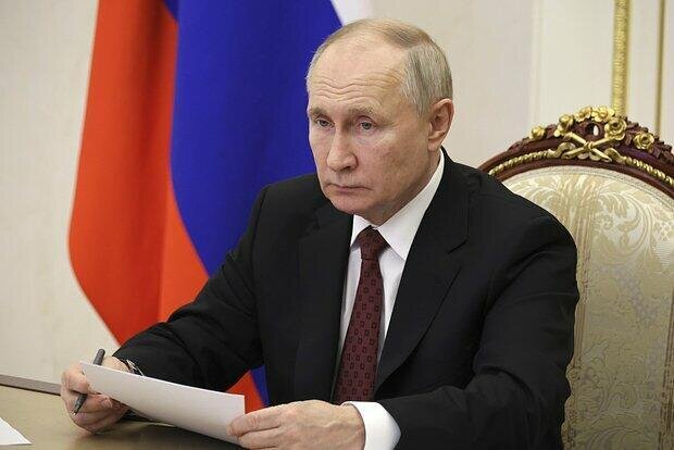 Putin müşavirini işdən qovdu