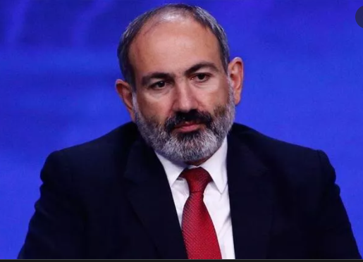 Paşinyan: "Bakı ilə sülh danışıqları dərhal başlamalıdır"