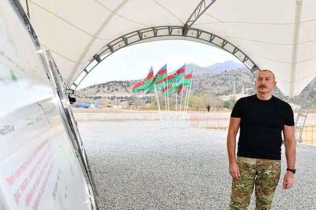 Dövlət başçısı: "Gələn ilin sonunda Ermənistan sərhədinə həm dəmir yolunu, həm avtomobil yolunu gətirəcəyik"