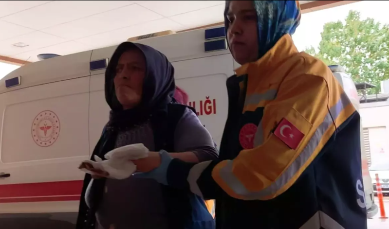 Qadın ütü aparatına əlini saldı – üçüncü dərəcəli yanıqla xəstəxanaya yerləşdirildi - VİDEO