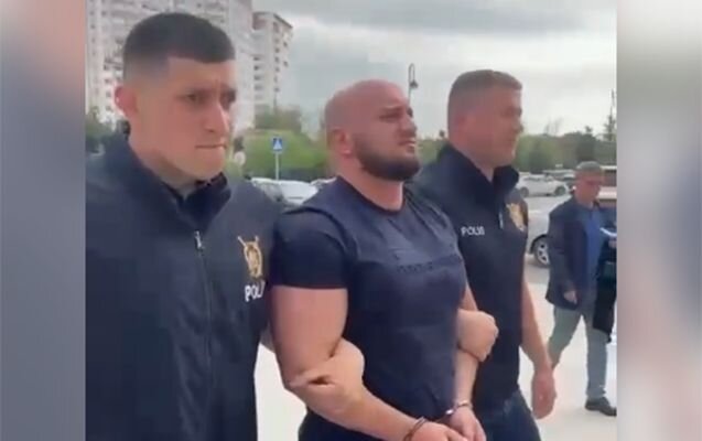 Qazinin çənəsini sındıran idmançı azadlıqda qaldı