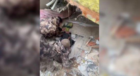 Qaziantepdə 2 nəfər dağıntılar altından çıxardılıb