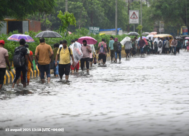 Qəfil leysan onlarla insanı öldürdü