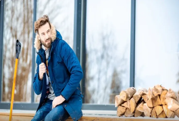 Kişilər qış gödəkçəsi seçəndə nələrə diqqət etməlidir?