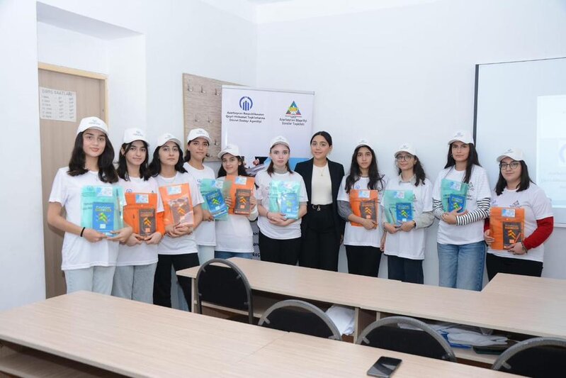 "Erkən nigah və onun fəsadları" adlı layihə çərçivəsində maarifləndirmə tədbirləri həyata keçirilib