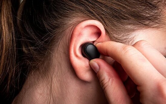 Simsiz qulaqlıqlardan gələn TƏHLÜKƏ