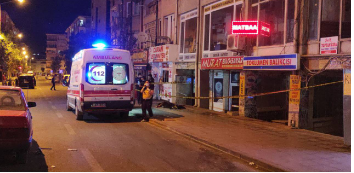 Qumalıq təklifini rədd etdiyi üçün, qadını ÖLDÜRDÜ