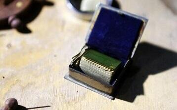 Dünyanın ən kiçik Quranı bu ölkədə sərgilənir