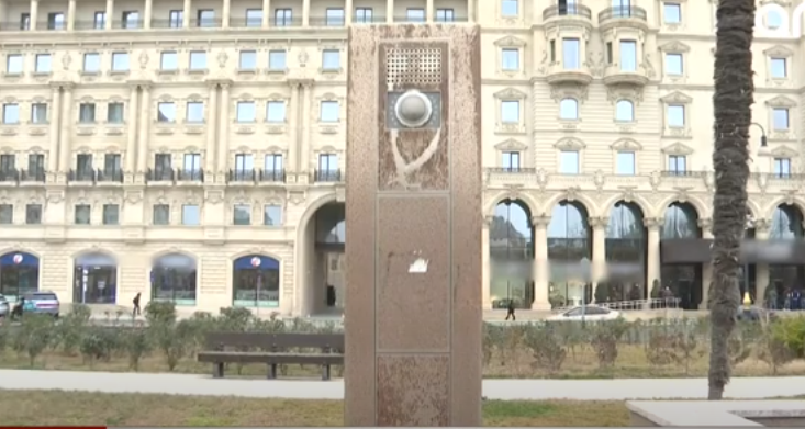 "Diqqətimi çəkib, amma bilirəm nə üçündür" - VİDEO