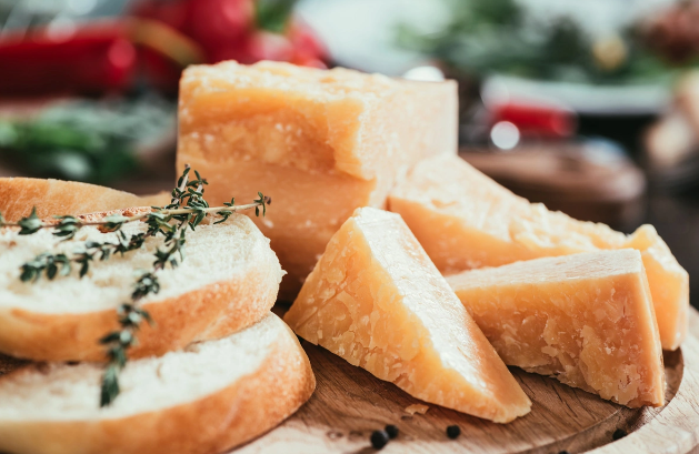 Quş qripi çiy süddən hazırlanan pendirdə sağ qalır
