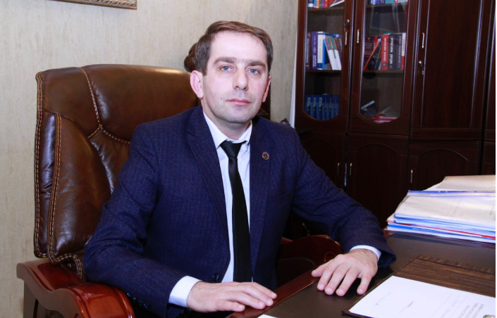 Kişi toyda qadına hədiyyə edilən qızılları boşandıqdan sonra geri tələb edə bilərmi? - AÇIQLAMA