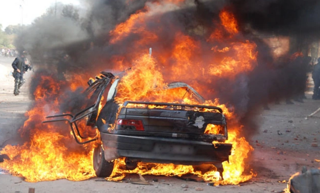 Sürücülərin DİQQƏTİNƏ: İsti havalarda avtomobillərin qəfil alışmasının səbəbləri