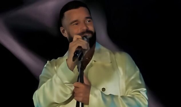 Riki Martin Bakıdakı konsertində ana dilimizdə danışdı - VİDEO